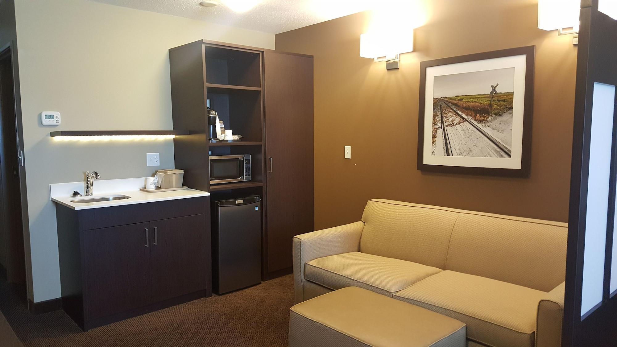Microtel Inn & Suites By Wyndham Whitecourt Dış mekan fotoğraf