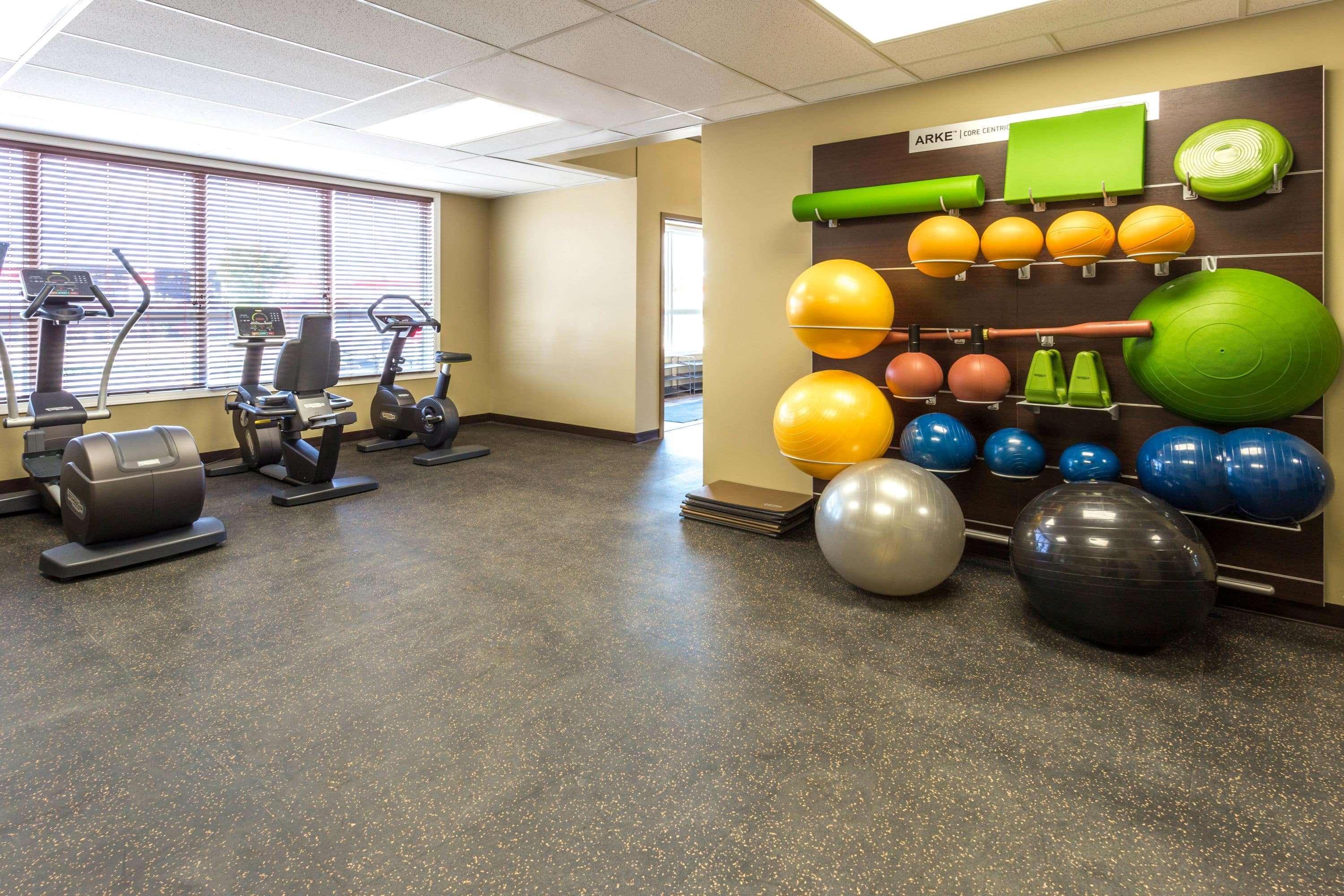 Microtel Inn & Suites By Wyndham Whitecourt Dış mekan fotoğraf