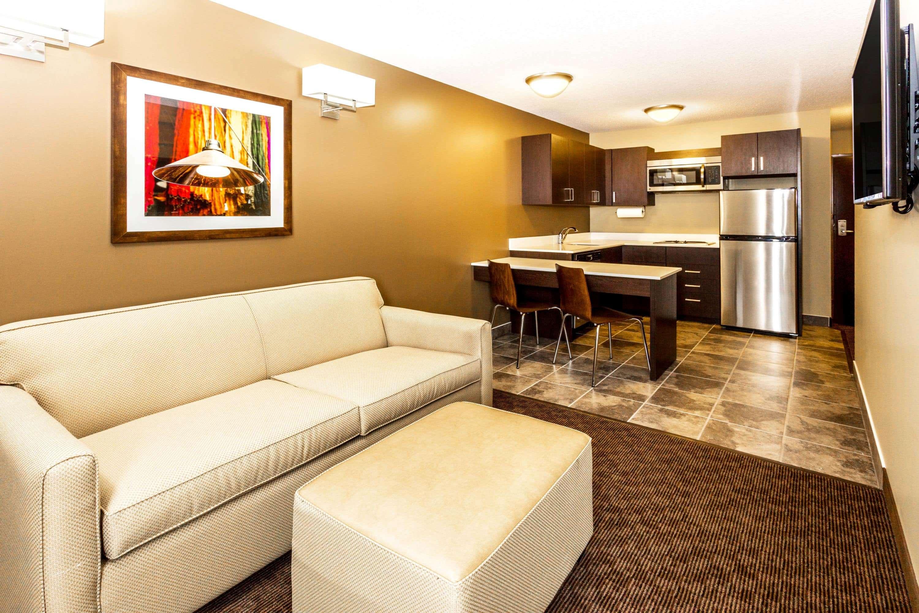 Microtel Inn & Suites By Wyndham Whitecourt Dış mekan fotoğraf